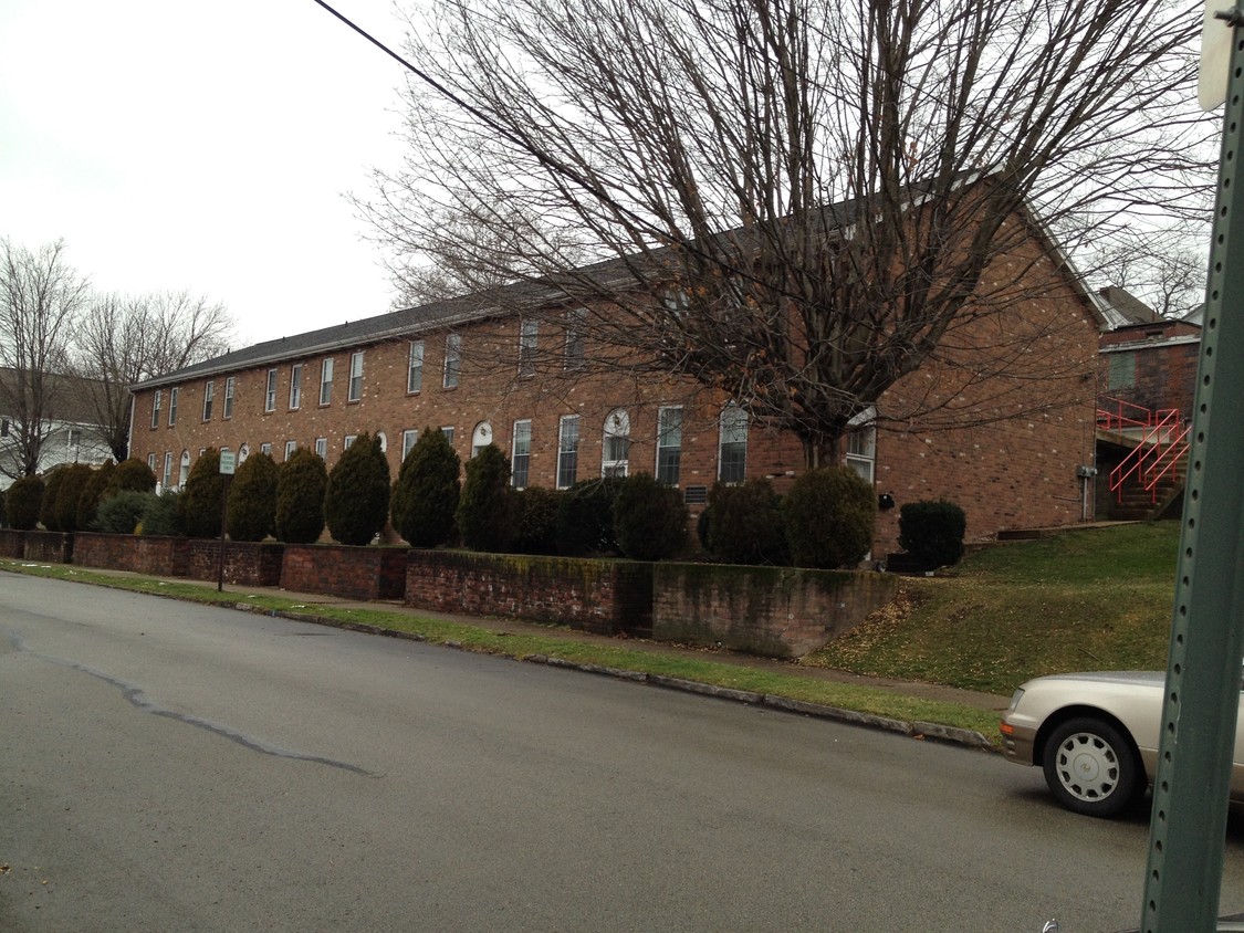 Building Photo - Concord Avenue Apartments