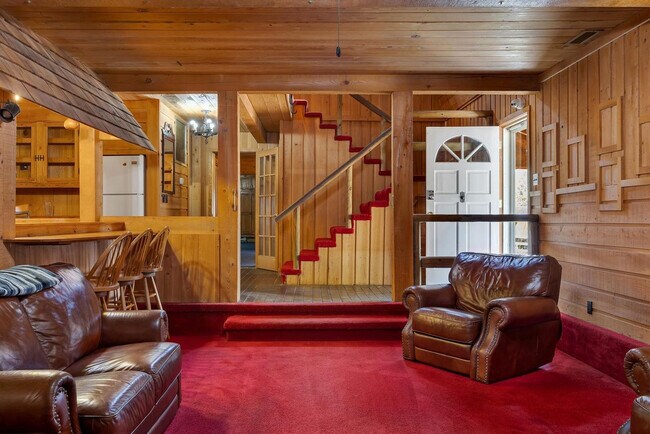 Foto del edificio - 1058 Pine Log Rd