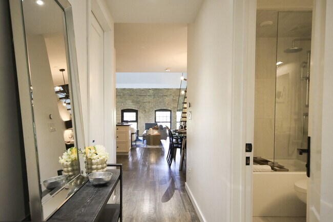 Building Photo - 31 Powerhouse St