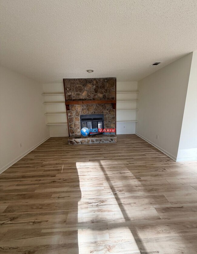 Foto del edificio - Renovated townhouse in Peachtree Corners