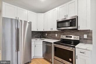 Building Photo - 2454 N 2nd St