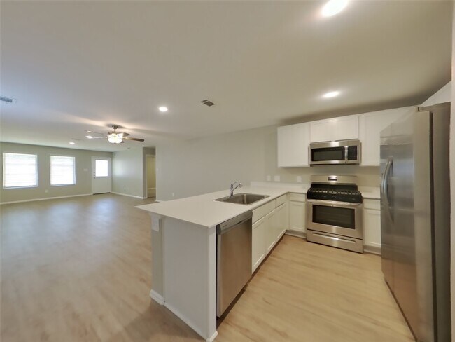 Building Photo - 17146 Quaking Aspen Ln