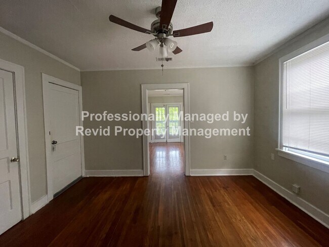 Foto del edificio - 800 Maury St