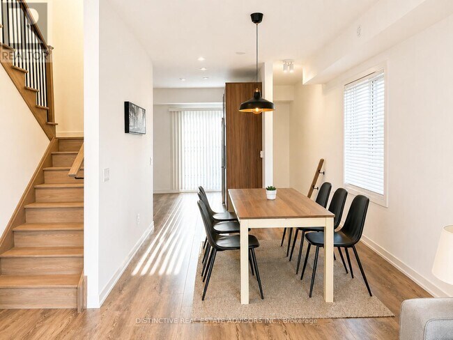 Photo du bâtiment - 3069 Pharmacy Ave