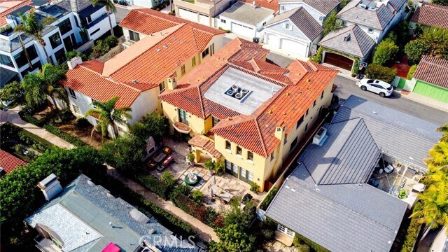 Building Photo - 208 Via Palermo