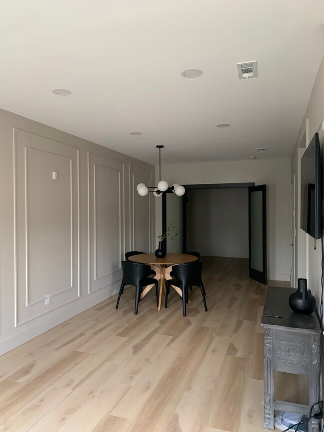 New Mounted Smart TV - 3228 Founders Way