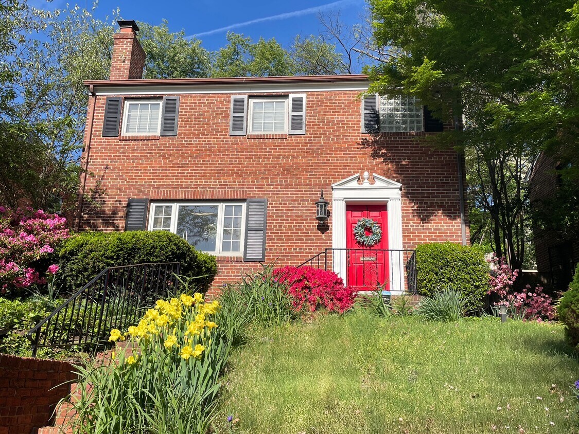 Foto principal - 2502 Sanford St