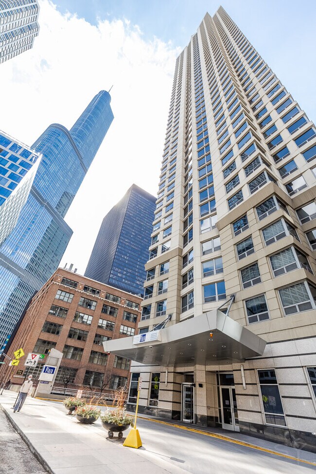 Building Photo - 440 N Wabash Ave