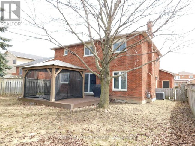 Building Photo - 128 William Stephenson Dr