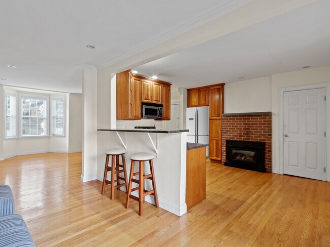Foto del edificio - 236 W 3rd St