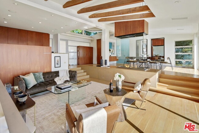 Building Photo - 17452 Revello Dr