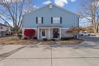 Building Photo - 24692 N Meadow Dr