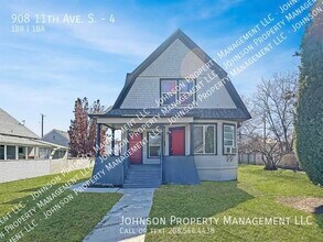 Building Photo - 908 11th Ave S
