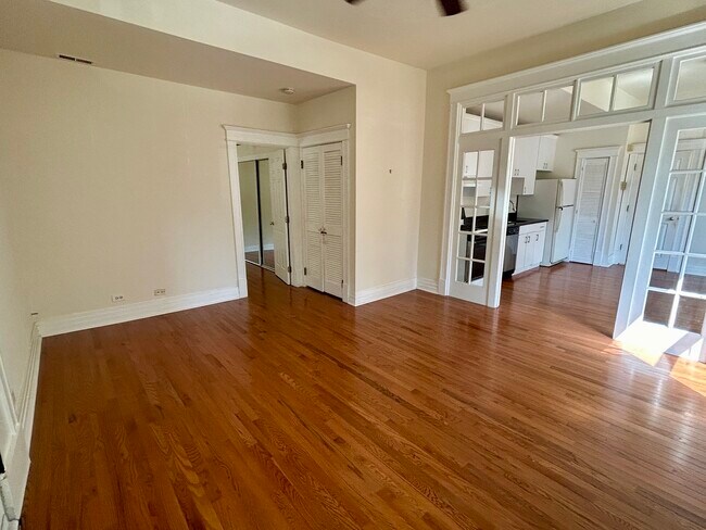 Foto del edificio - 4123 N Ashland Ave