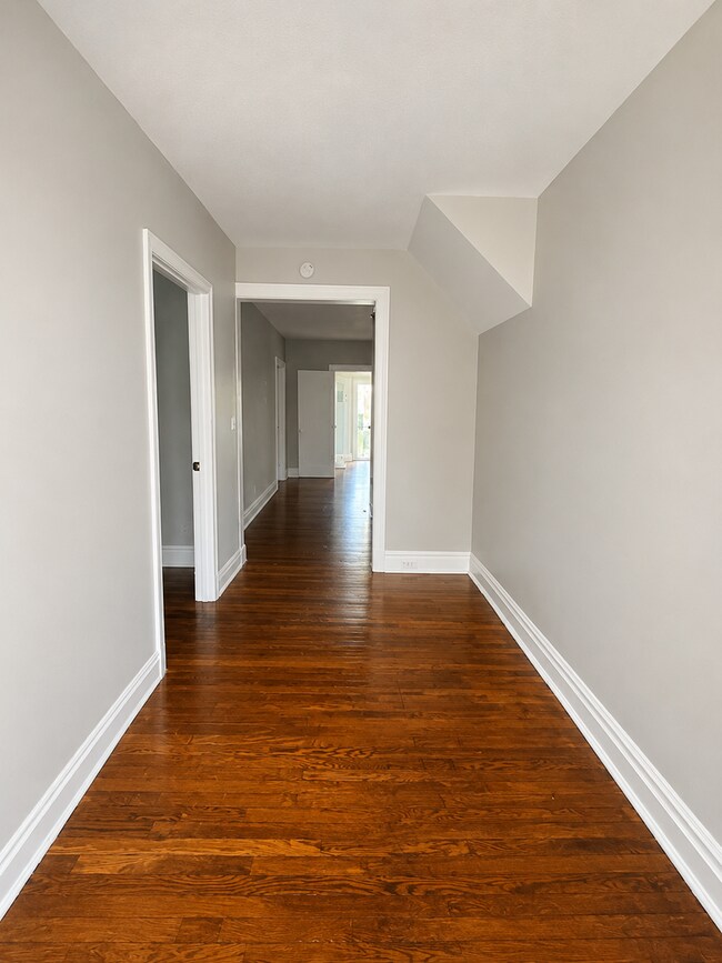 Foto del edificio - 3676 Montana St
