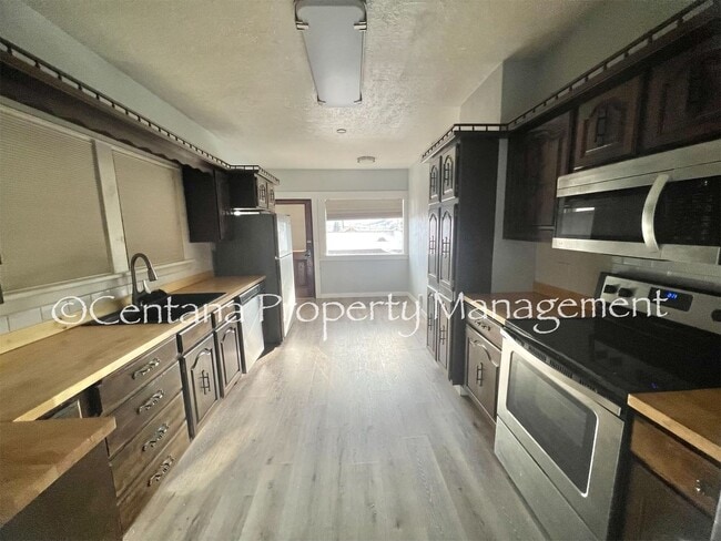 Building Photo - Bonus, Bonus, Bonus!!!