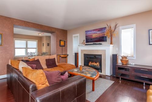 Building Photo - 3 bedroom in Seattle WA 98126