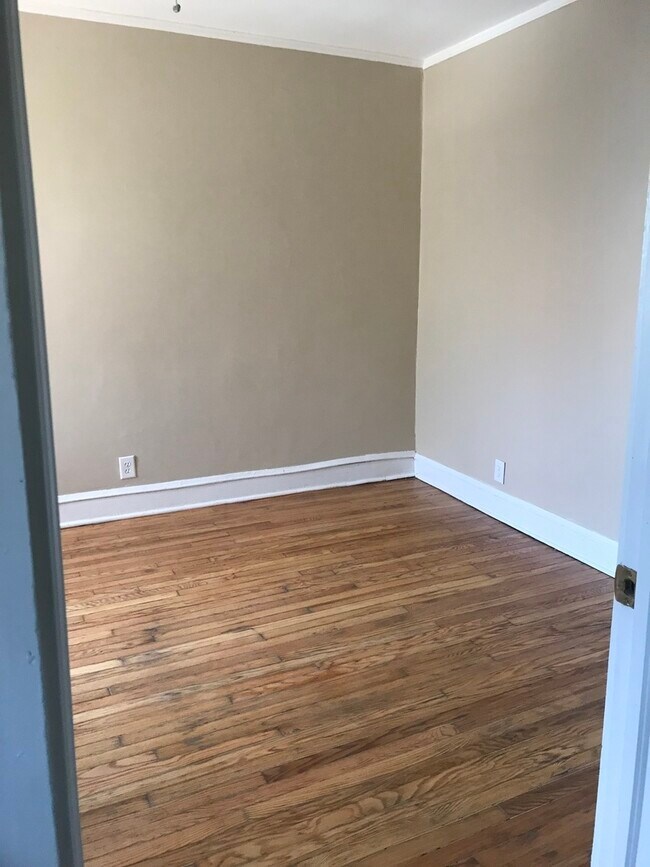 Foto del edificio - 1307 N Keeler Ave