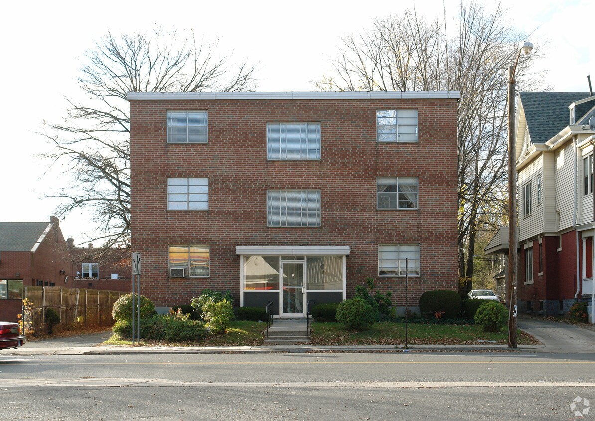 Foto del edificio - 7 Sisson Ave