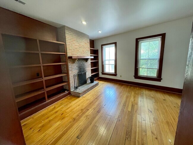 Foto del edificio - 217 E Sycamore St