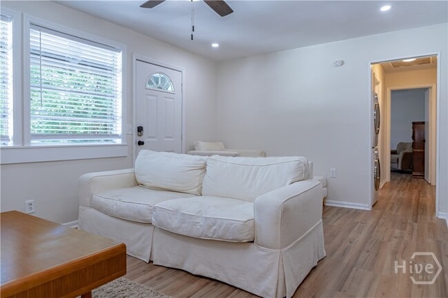 Building Photo - 217 Wesley St