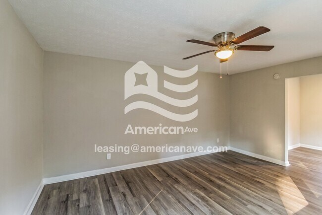 Foto del edificio - 3314 Albert St