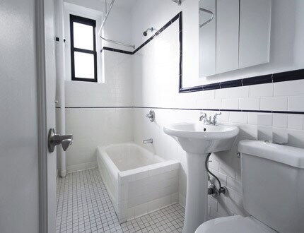 Primary Photo - 36-14 165th St