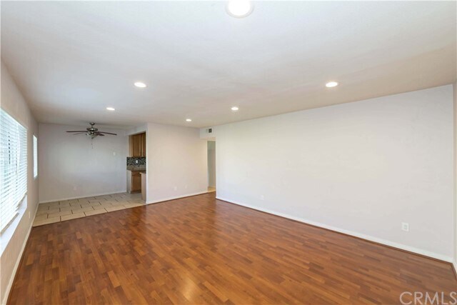 Foto del edificio - 1450 W Lambert Rd