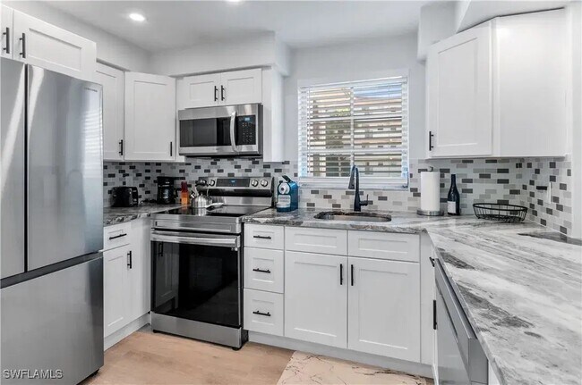 Cocina - 5 High Point Cir W