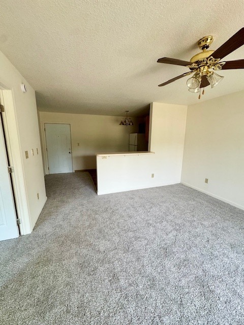 Livingroom - Colonial Apartments