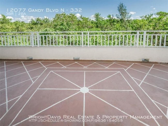 Foto del edificio - 12077 Gandy Blvd N