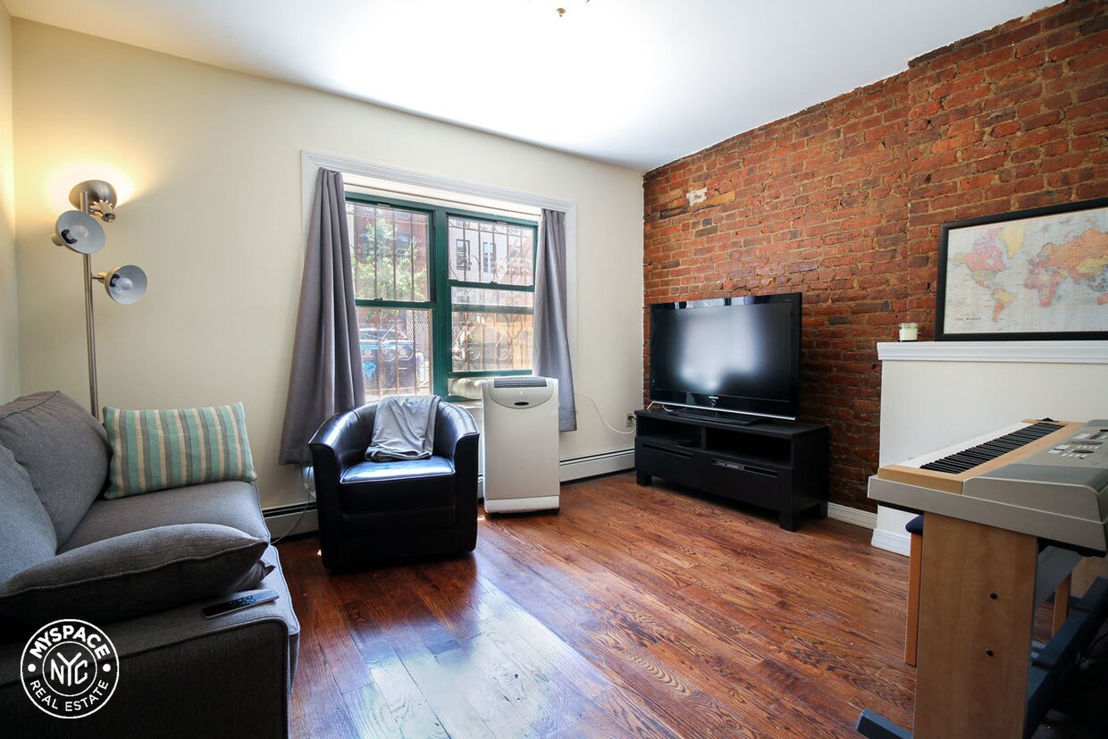 Primary Photo - 155 Herkimer St