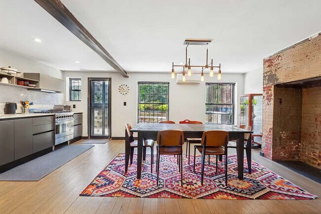 Foto del edificio - 7 E 129th St