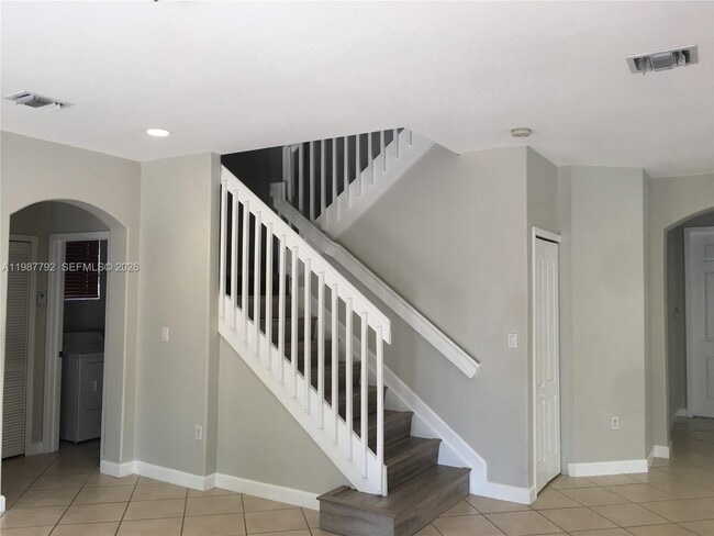 Foto del edificio - 14512 SW 10th St