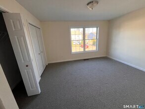 Building Photo - 2470 Boston Post Rd