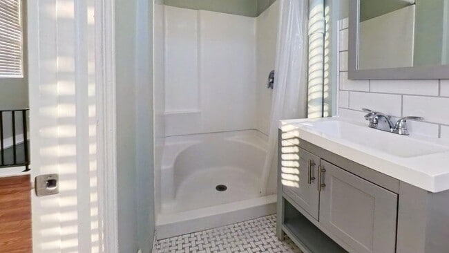 Photo - 1848 Felicity St Apartment