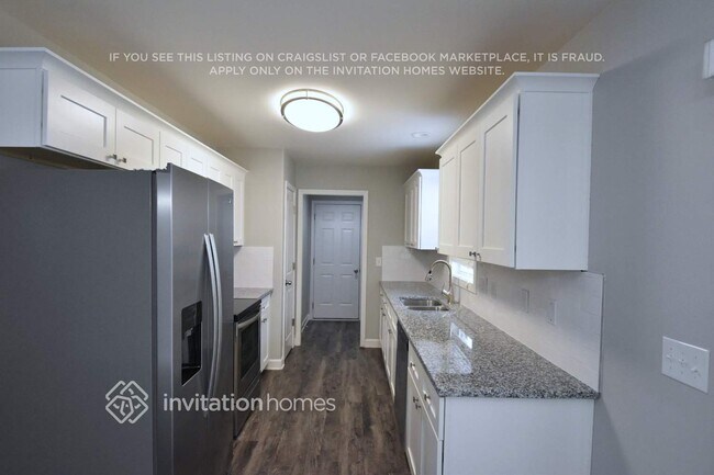 Foto del edificio - 4105 Rev Williams Dr