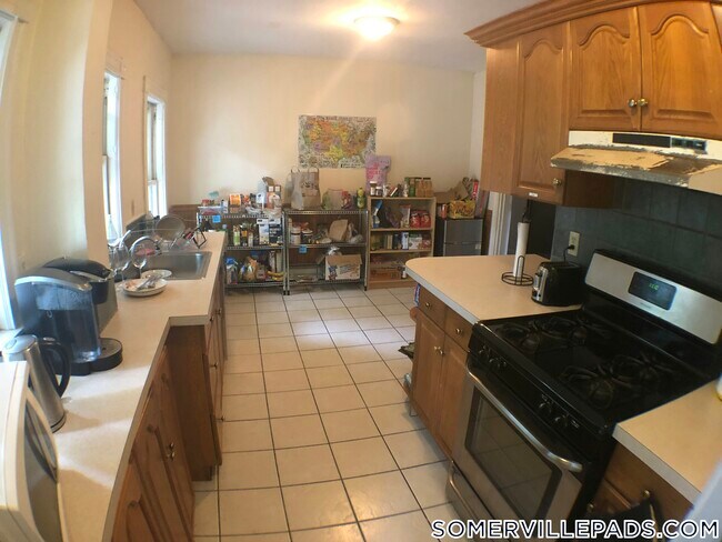 Foto del edificio - 14 Curtis Ave