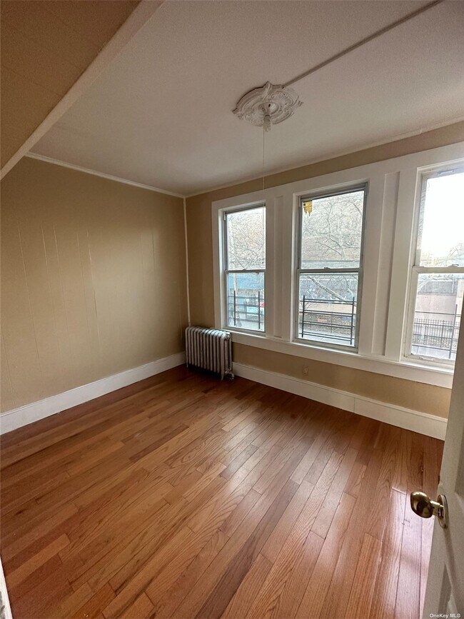 Foto del edificio - 335 Linwood St
