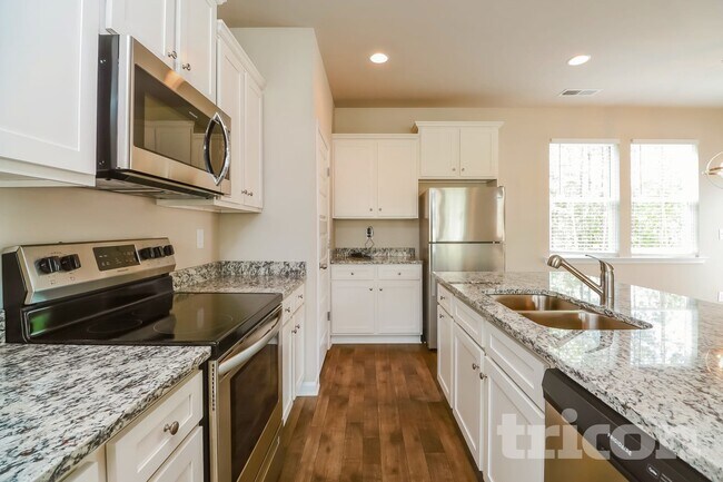 Foto del edificio - 701 Jackson Ct