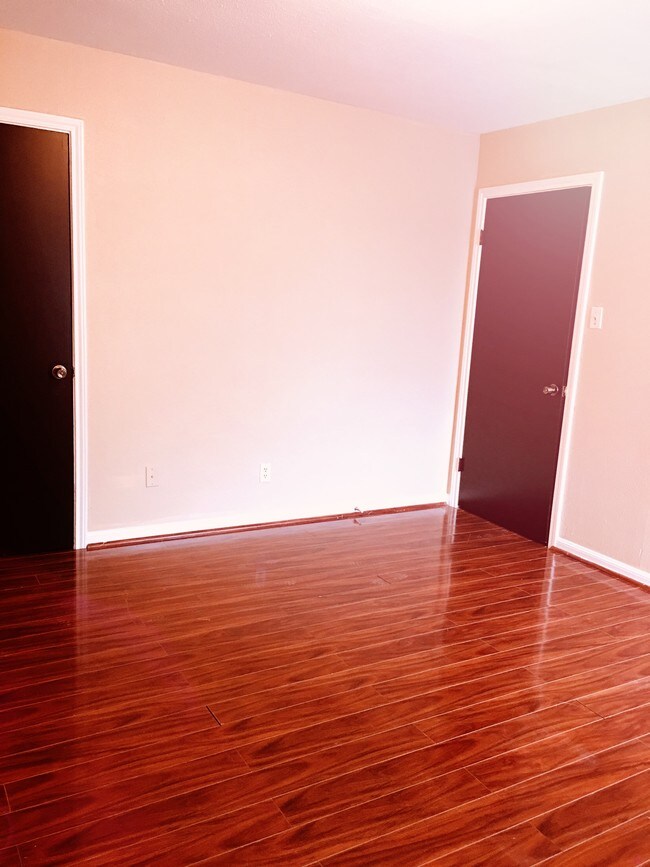 Foto del edificio - 7306 Cannock Rd