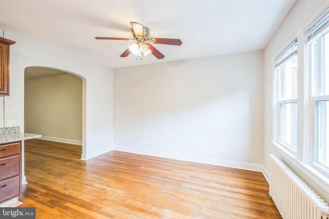 Foto del edificio - 1407 K St SE