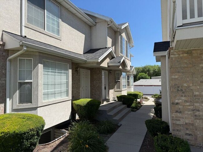 Foto del edificio - Peaceful Provo Townhome