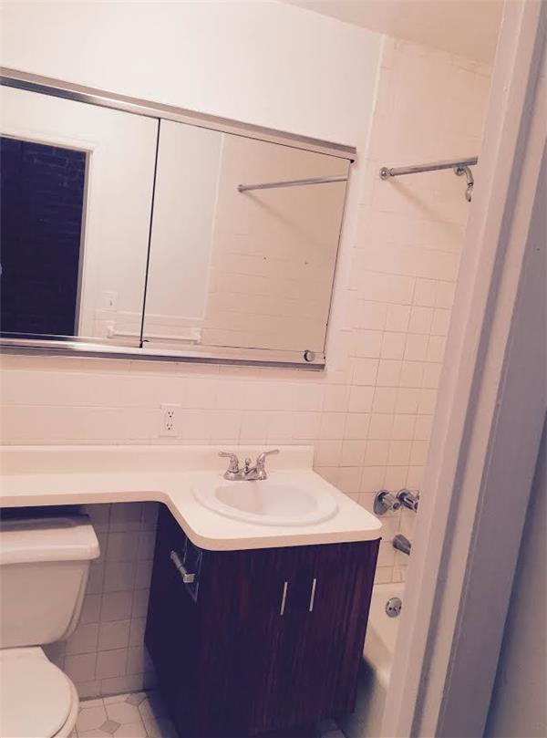 Foto del edificio - 306 W 80th St
