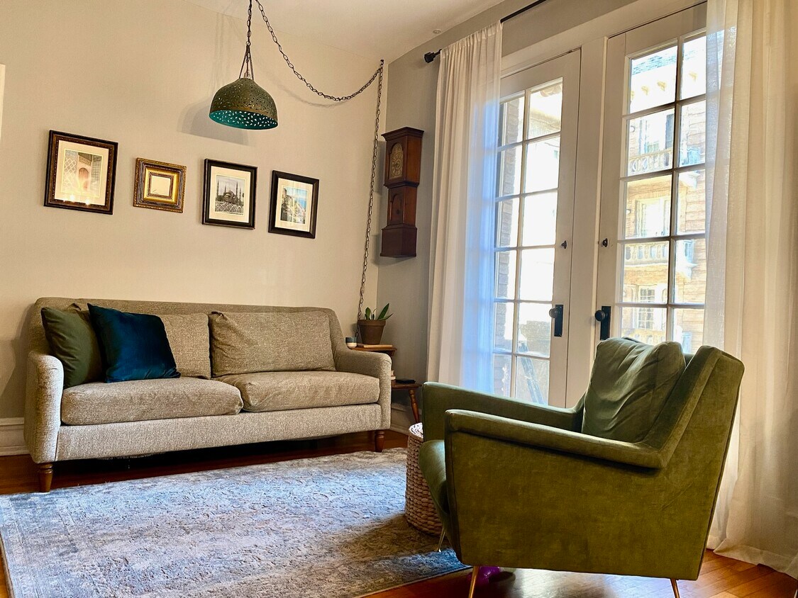 Primary Photo - 3420 16th St NW