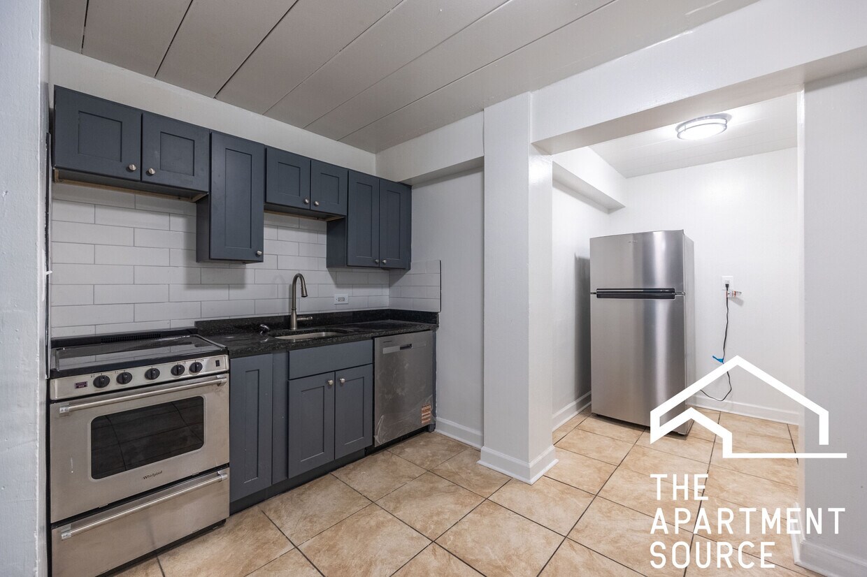 Foto principal - 1360 W Touhy Ave