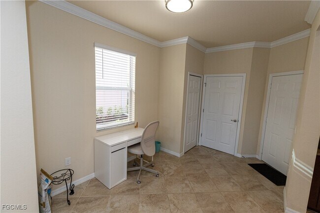 Foto del edificio - 8880 Via Isola Court