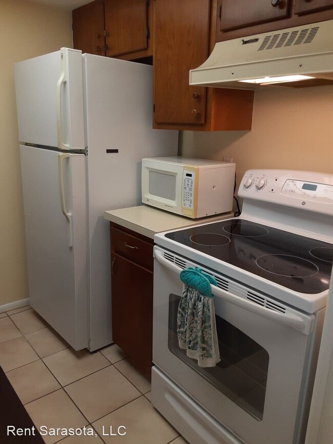 Building Photo - 2 br, 2 bath House - 3053 Quail Hollow, #52