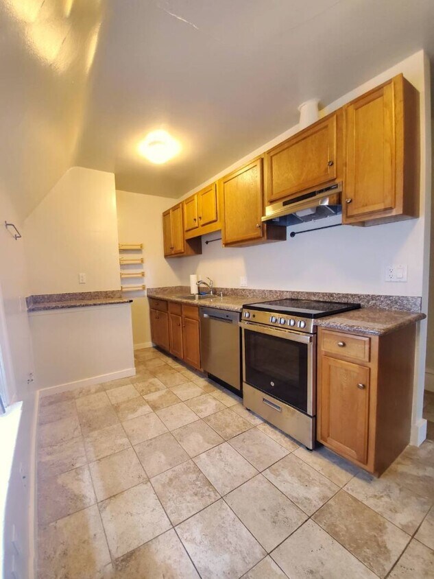 Foto principal - 2810 Washington St