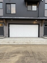 Building Photo - 1025 Secord Promenade